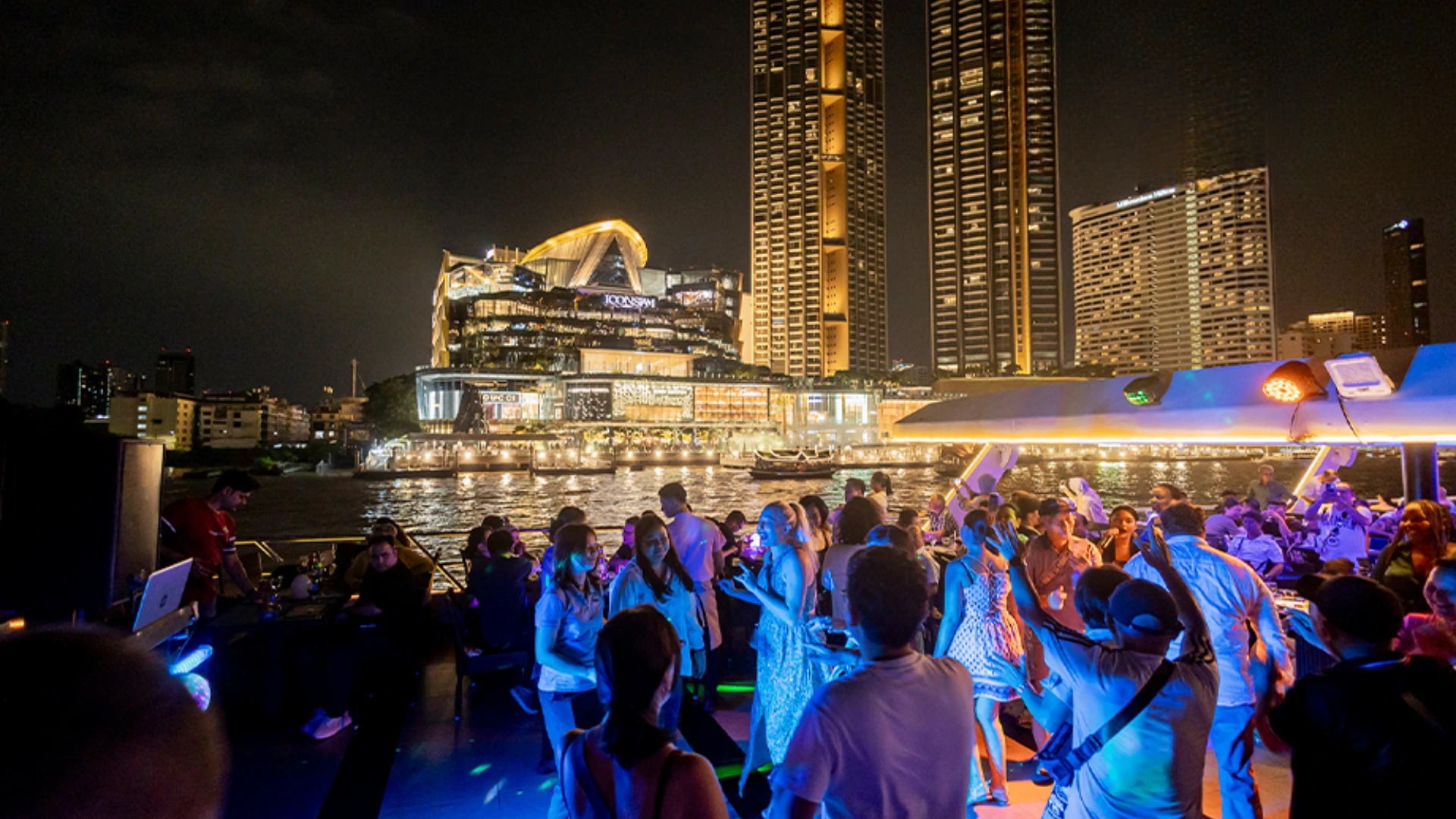 Chao Phraya Princess dinner cruise Bangkok floating past iconic landmarks on Chao Phraya River