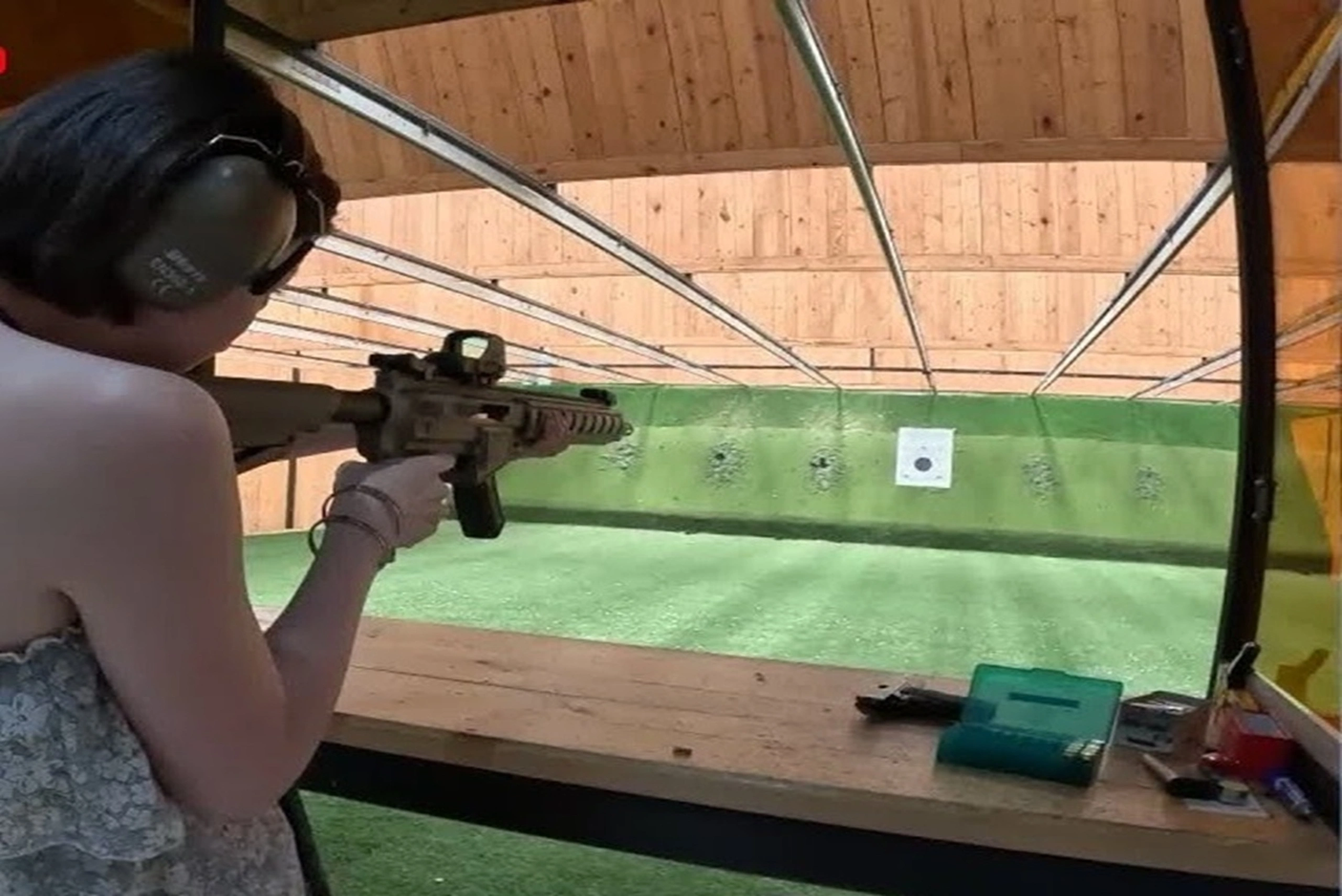 Battle Mouse Shooting Range Pattaya - indoor lanes