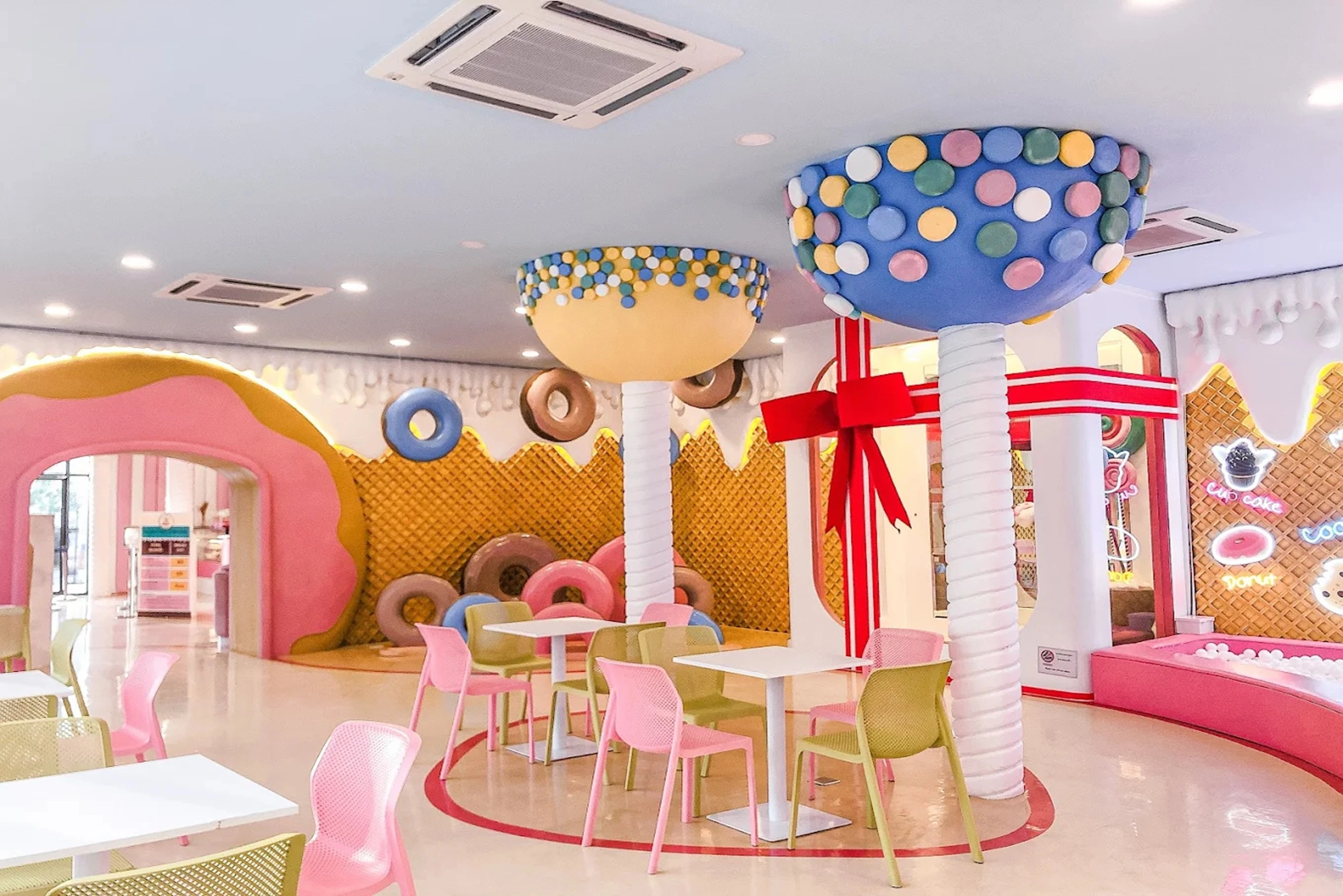 Fairy Sweet Village photo zones