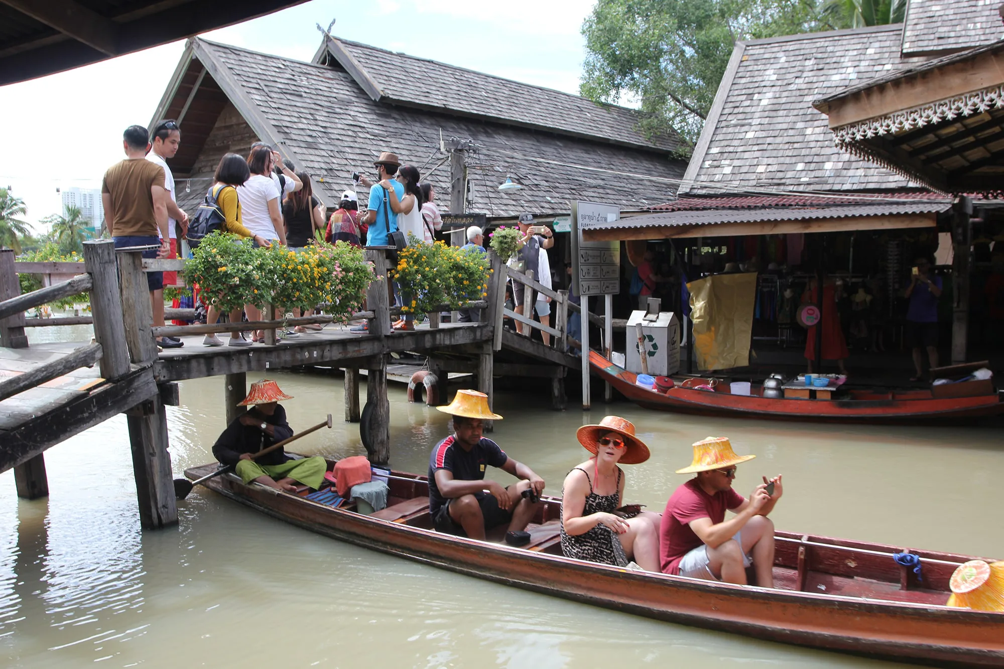 Pattaya Floating Market canal view