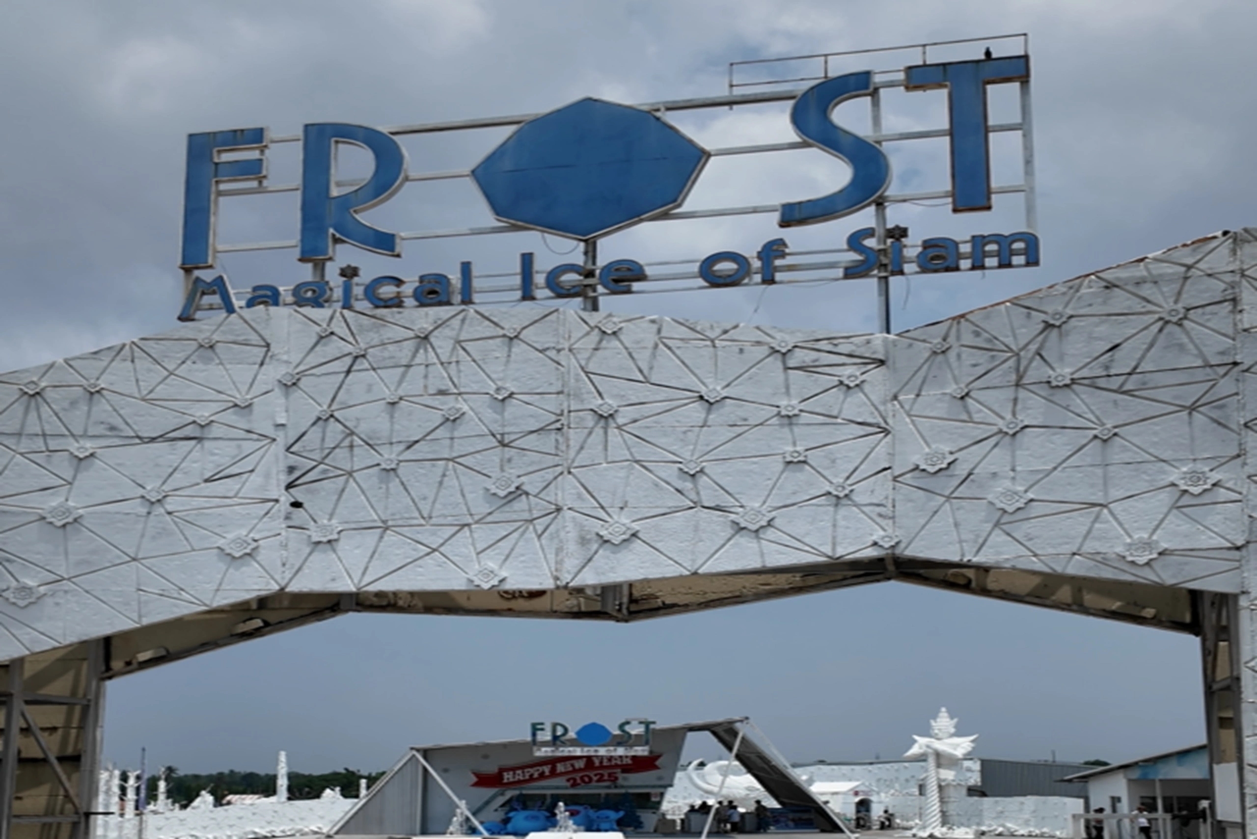 Frost Magical Himmapan Zone