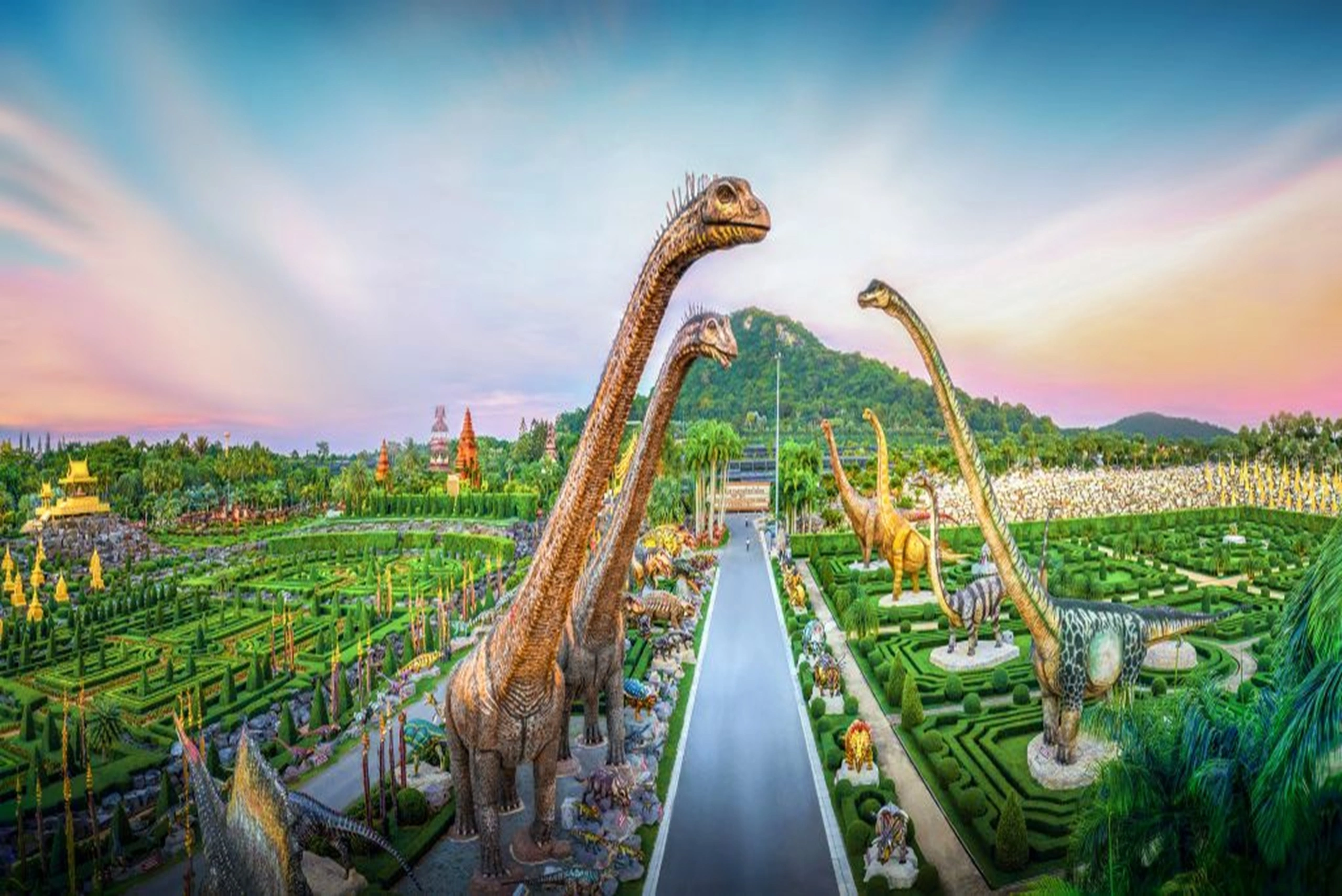 Cultural show at Nong Nooch Botanical Garden