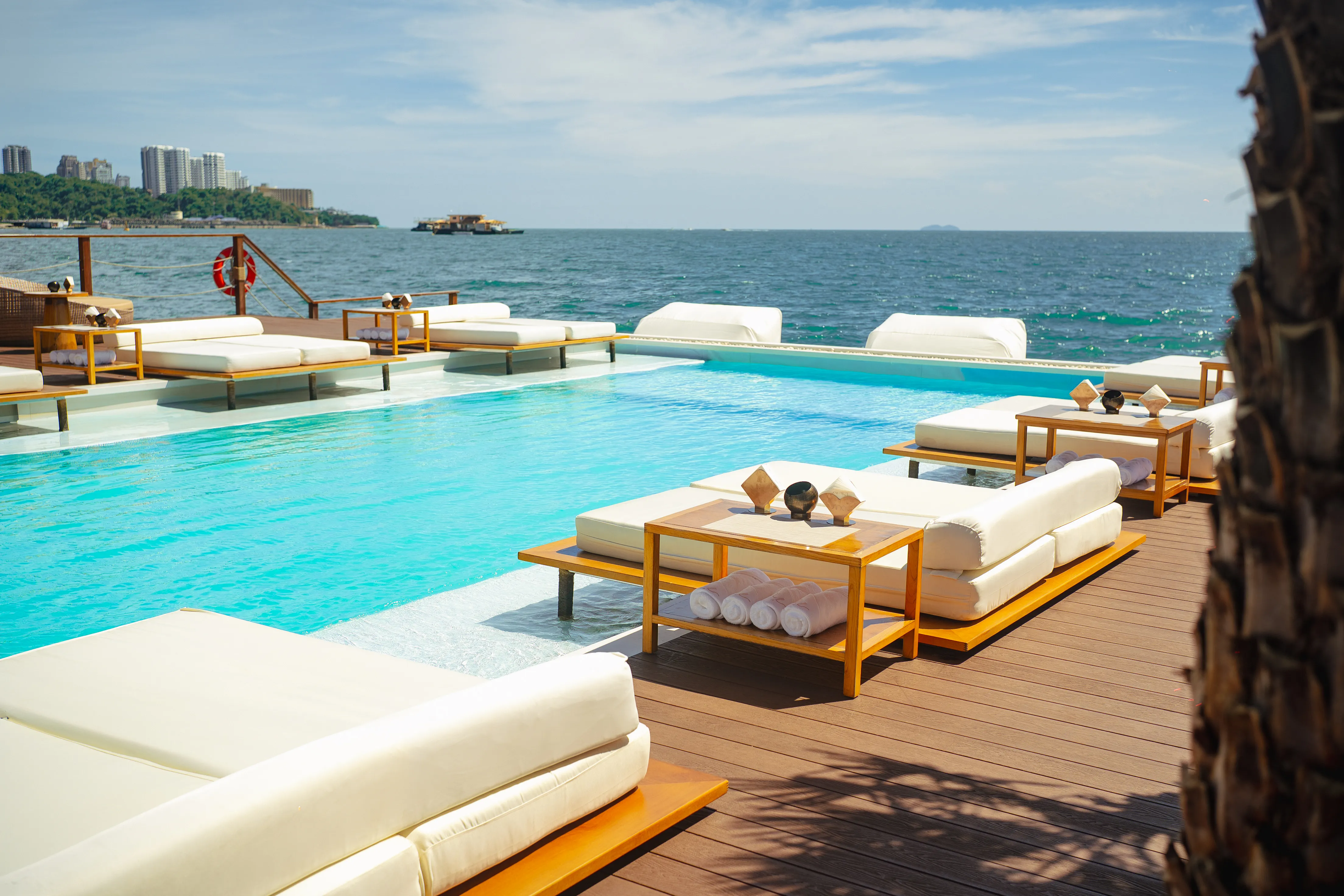 Sina Beach Club